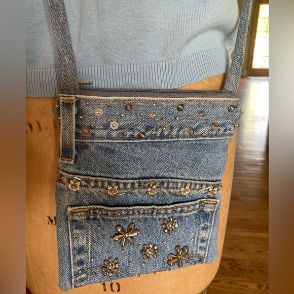 Boho Chic CROSSBODY Handbag Blue Jean with Silver Beads NEW - Picture 8 of 8